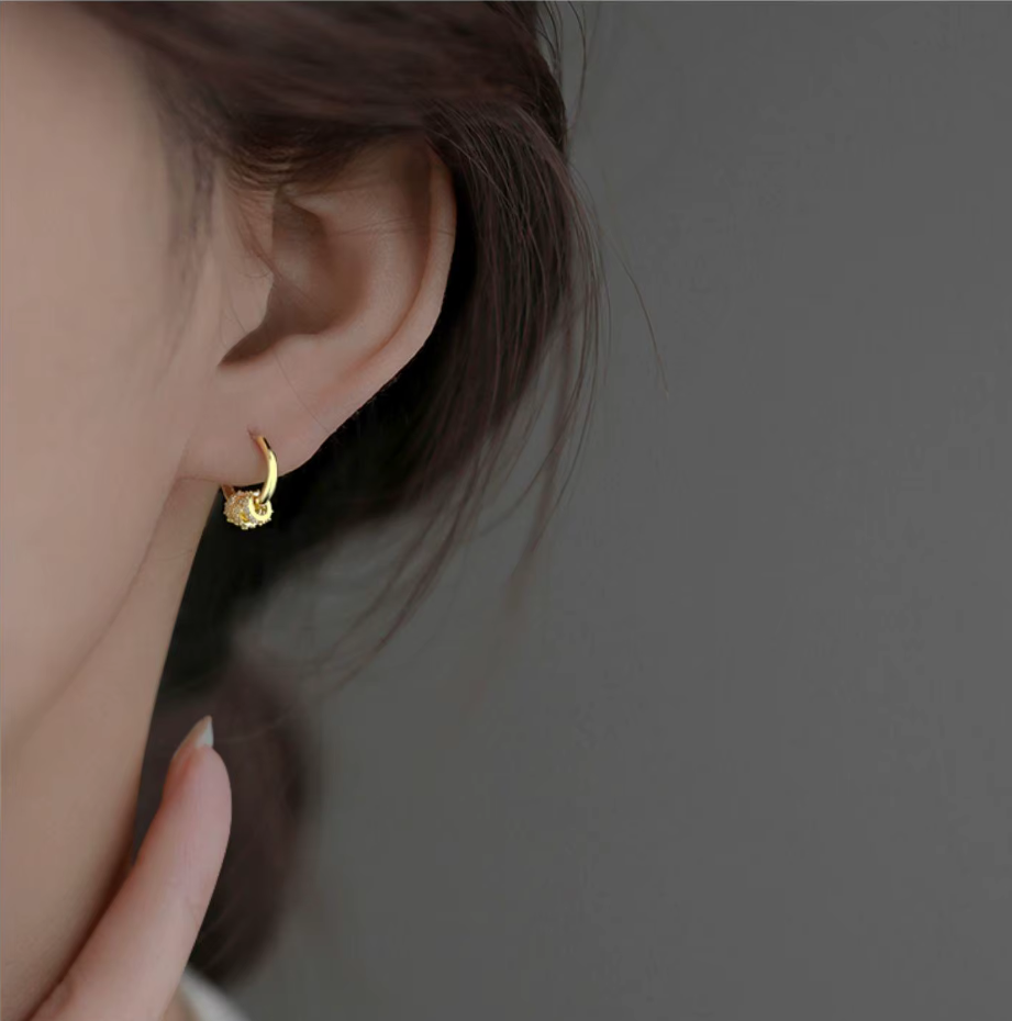 Triple Crystal Hoop Earrings – S925 Sterling Silver (Gold / Silver)