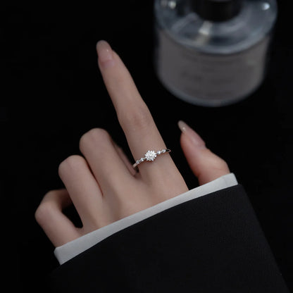 Aurora Snowflake Ring – S925 Sterling Silver