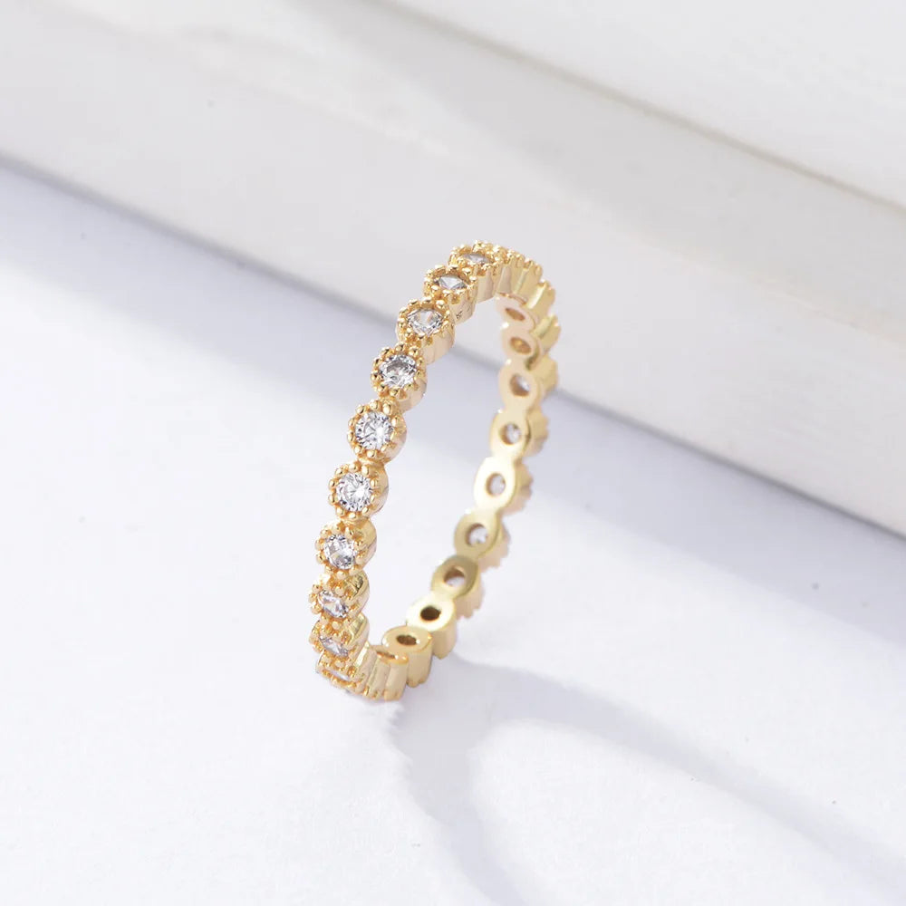 Twisted Sparkle Eternity Band – S925 Sterling Silver (Gold / Silver Plating)