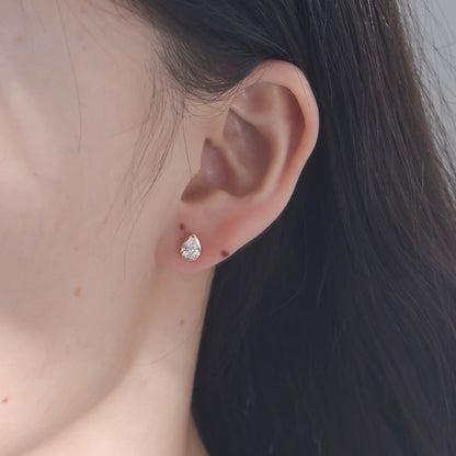 Pear-Cut Minimalist Stud Earrings — (Gold / Silver)