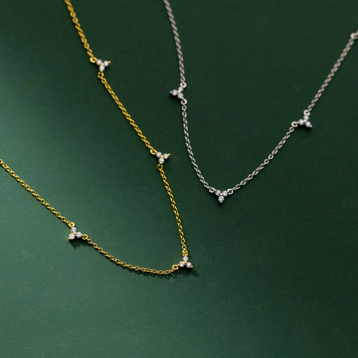 Celeste Cluster Dainty Necklace – S925 Sterling Silver (Gold / Silver)