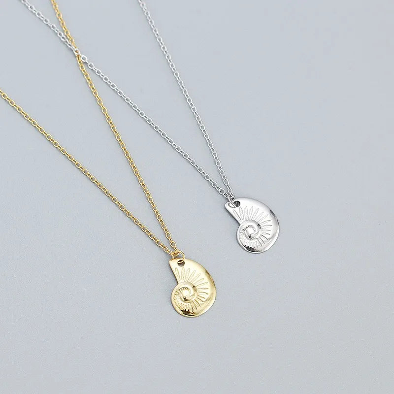 Golden Spiral Shell Necklace – S925 Sterling Silver (Gold / Silver)