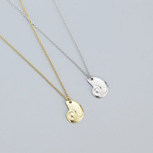 Golden Spiral Shell Necklace – S925 Sterling Silver (Gold / Silver)