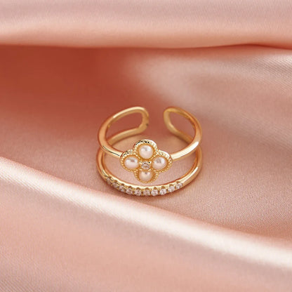 Golden Clover Pearl Jewelry Set – S925 Sterling Silver Necklace, Earrings & Ring (Gold / Silver)