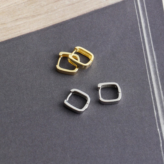 Krenaeminimalist Square Edge Huggie Hoops – S925 Sterling Silver (Gold / Silver Plating)