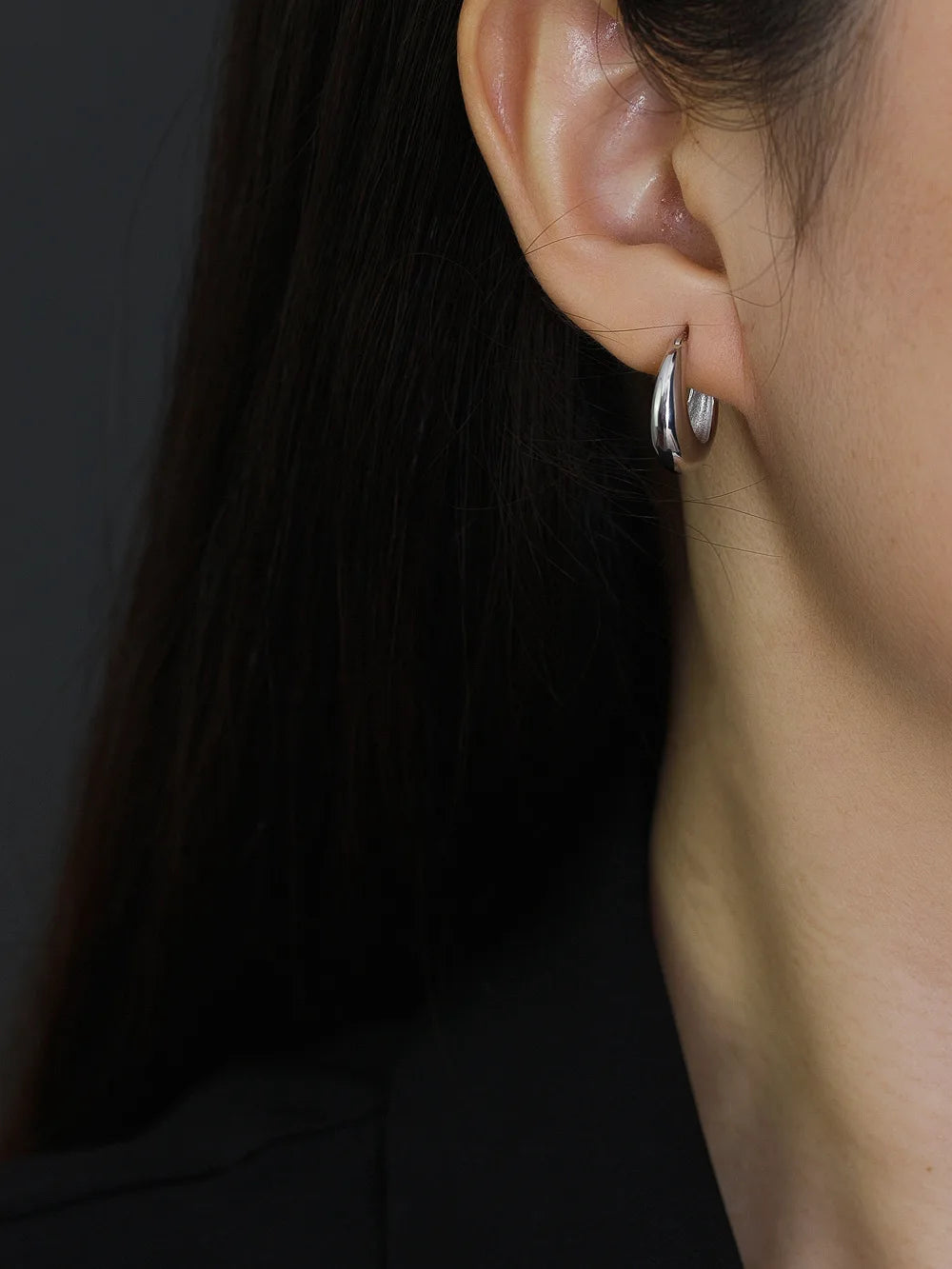 Krenaeminimalist Rounded Chunky Hoops – S925 Sterling Silver (Gold / Silver Plating)