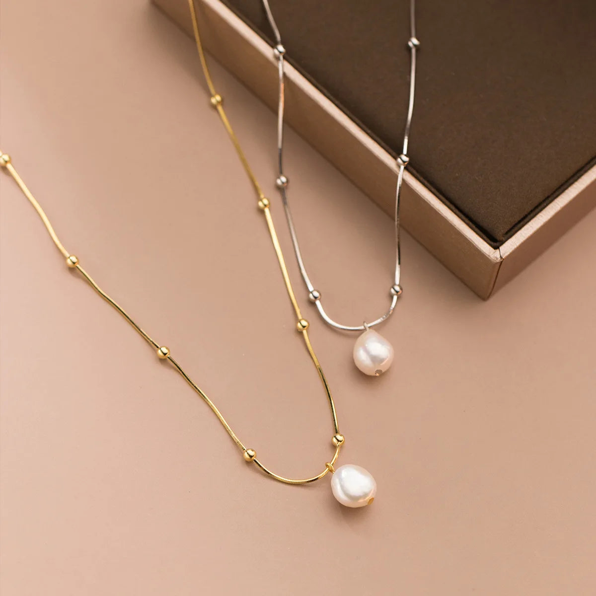 Lustrous Pearl Drop Necklace – S925 Sterling Silver (Gold / Silver)