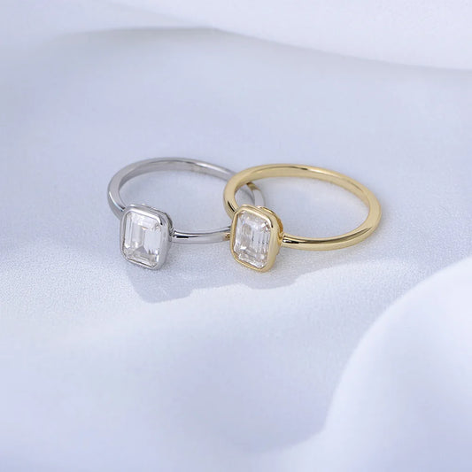 Clara Emerald-Cut Solitaire Ring – S925 Sterling Silver (Gold / Silver Plating)