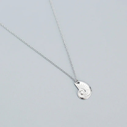 Golden Spiral Shell Necklace – S925 Sterling Silver (Gold / Silver)