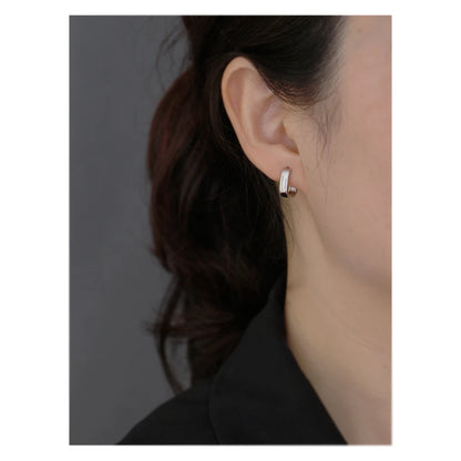 Krenaeminimalist Square Edge Huggie Hoops – S925 Sterling Silver (Gold / Silver Plating)