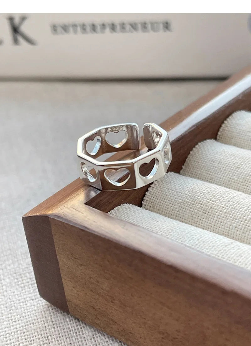 Open Heart Band Ring – S925 Sterling Silver (Silver Plating)
