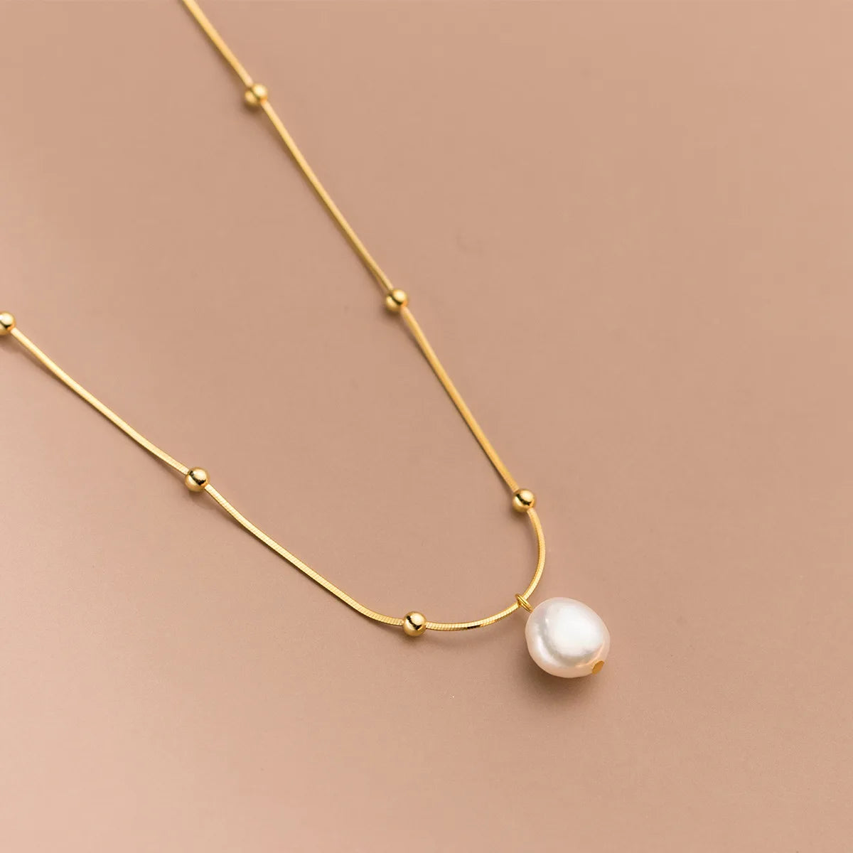 Lustrous Pearl Drop Necklace – S925 Sterling Silver (Gold / Silver)