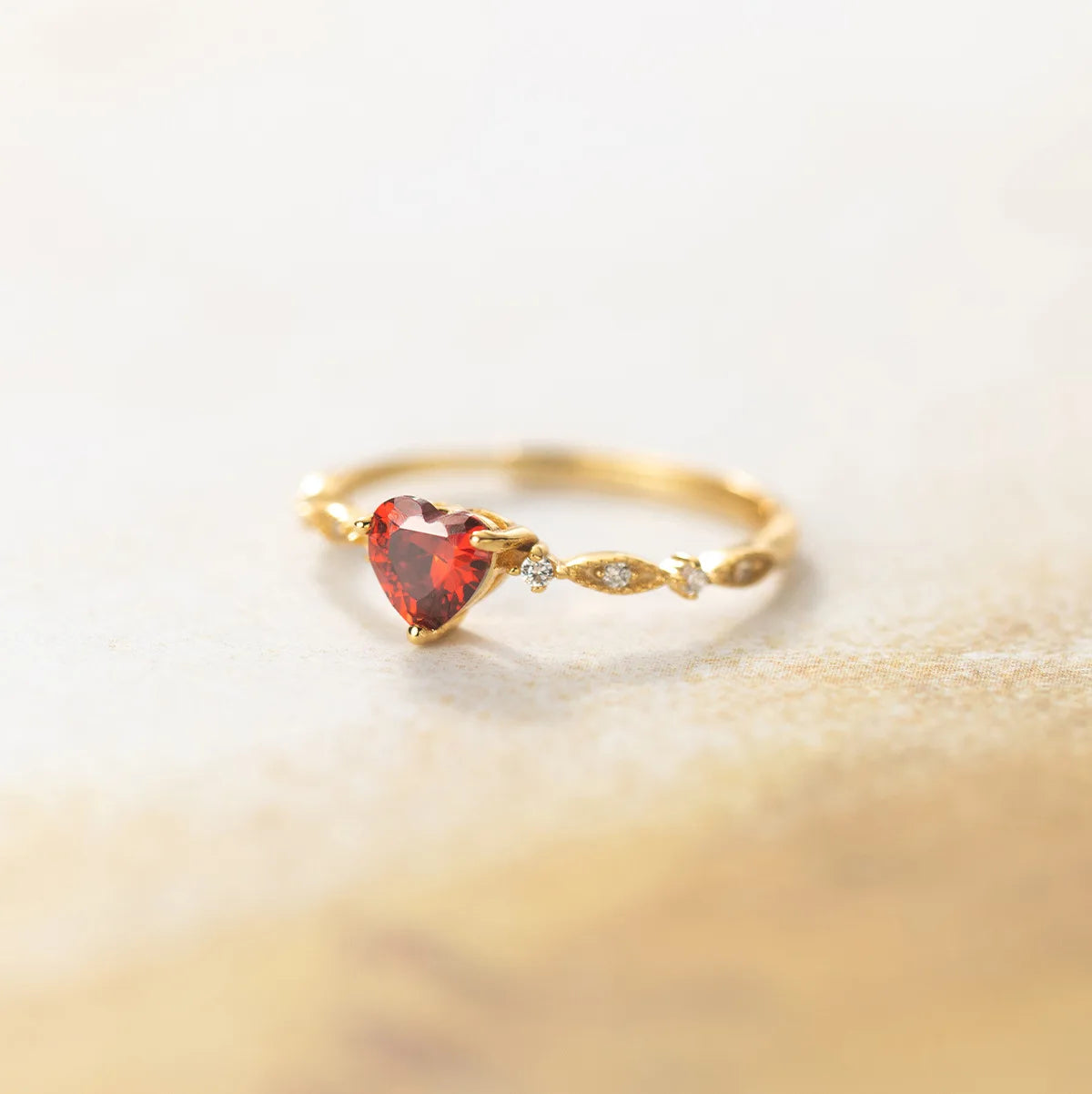 Scarlett Heart Gem Ring – S925 Sterling Silver (Gold / Silver Plating)
