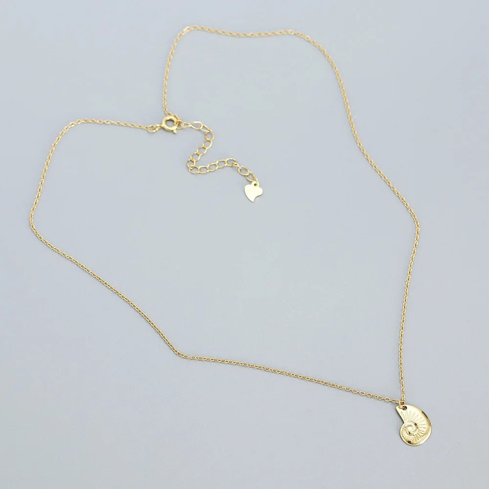 Golden Spiral Shell Necklace – S925 Sterling Silver (Gold / Silver)