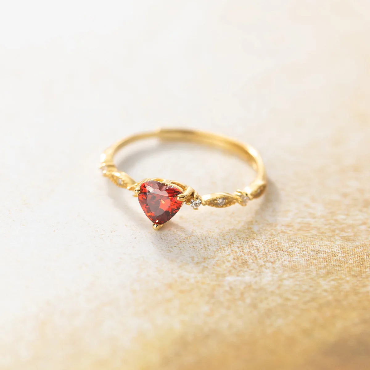 Scarlett Heart Gem Ring – S925 Sterling Silver (Gold / Silver Plating)