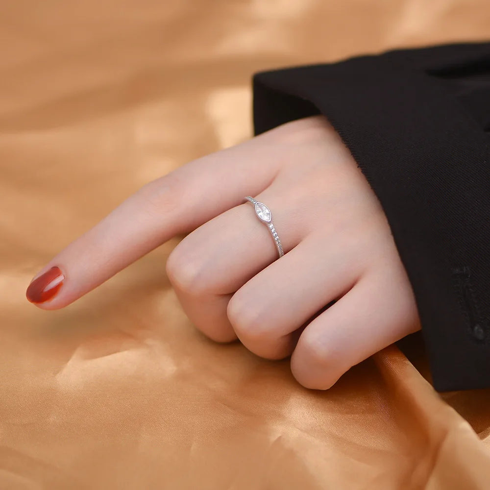 Marquise Elegance Ring – S925 Sterling Silver (Gold / Silver Plating)